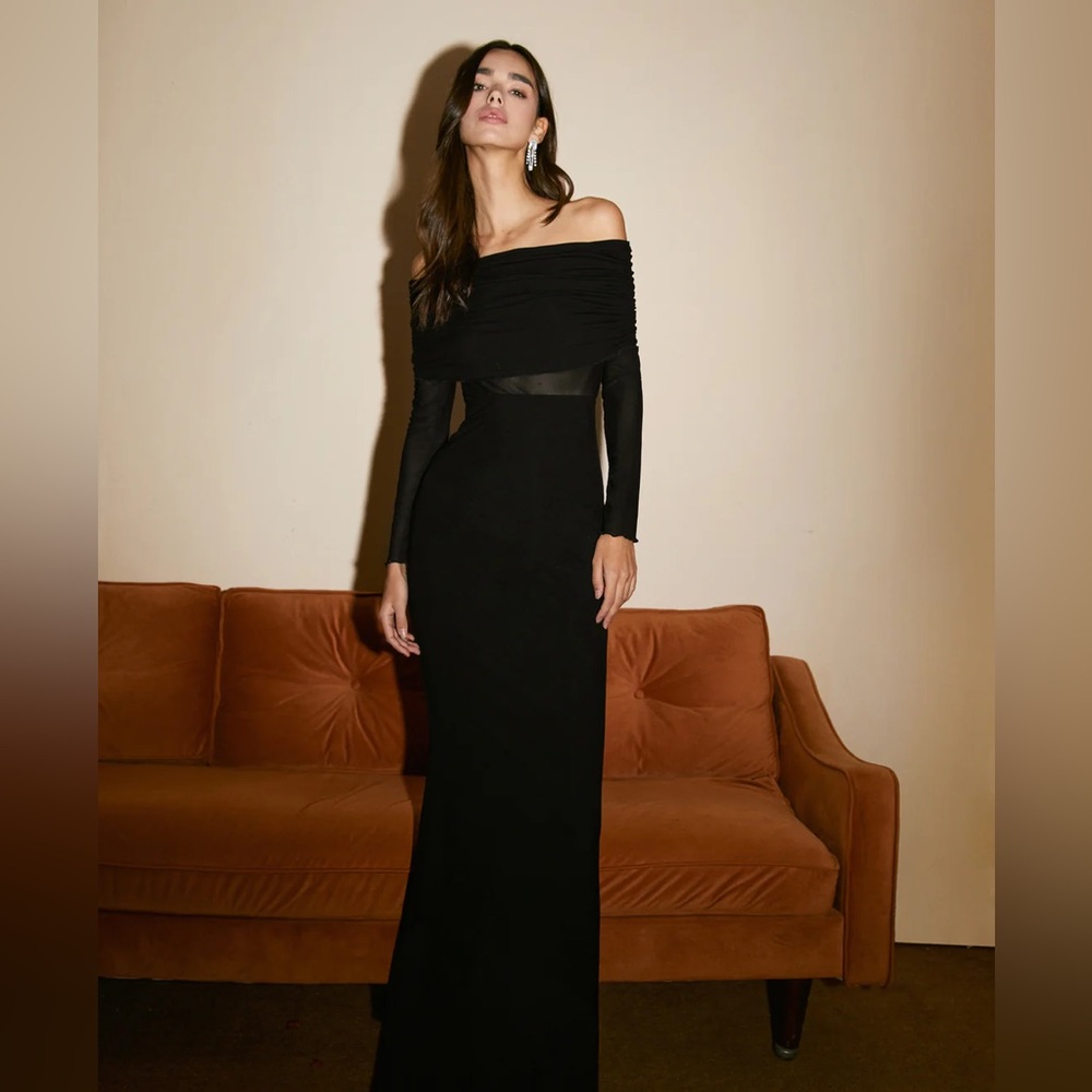 Beginning Boutique Elegant Black Off-Shoulder semi sheer Dress